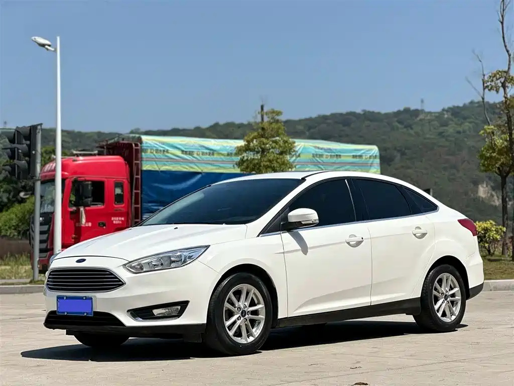 FORD FOCUS 2017