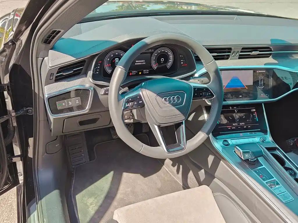 AUDI A6L 2023