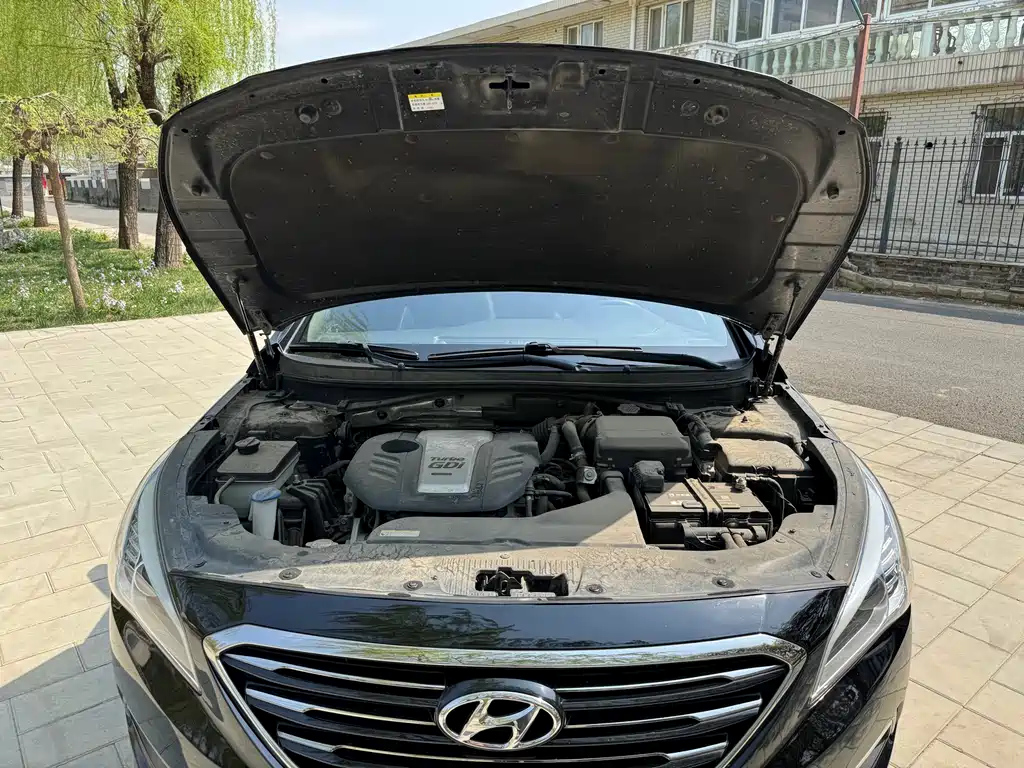 HYUNDAI SONATA 2015