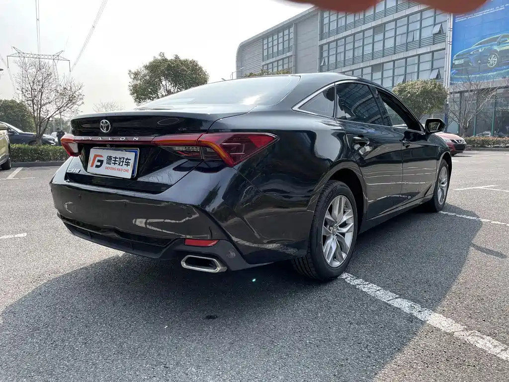 TOYOTA AVALON 2021