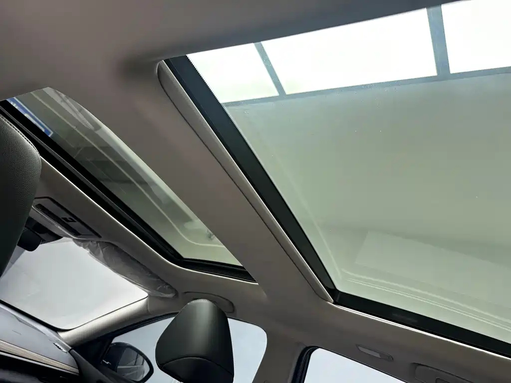 NISSAN TEANA 2022