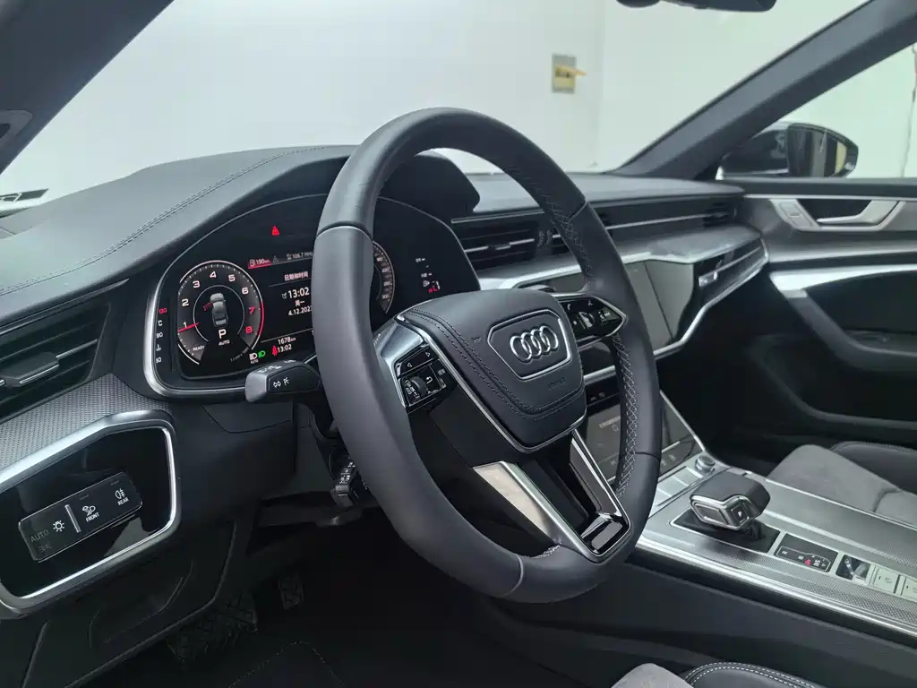 AUDI A6L 2023