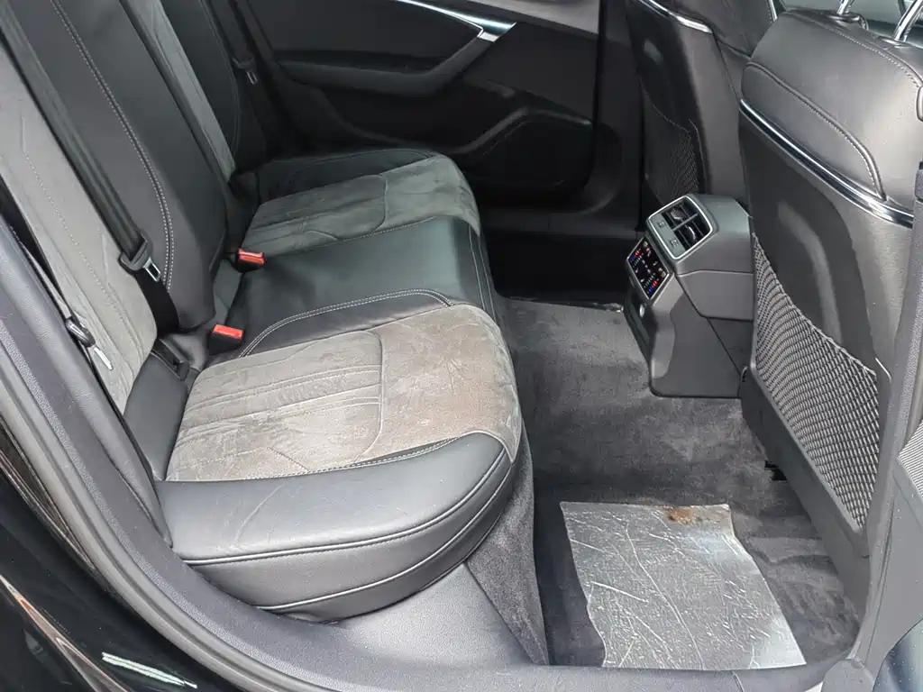 AUDI A6L 2021
