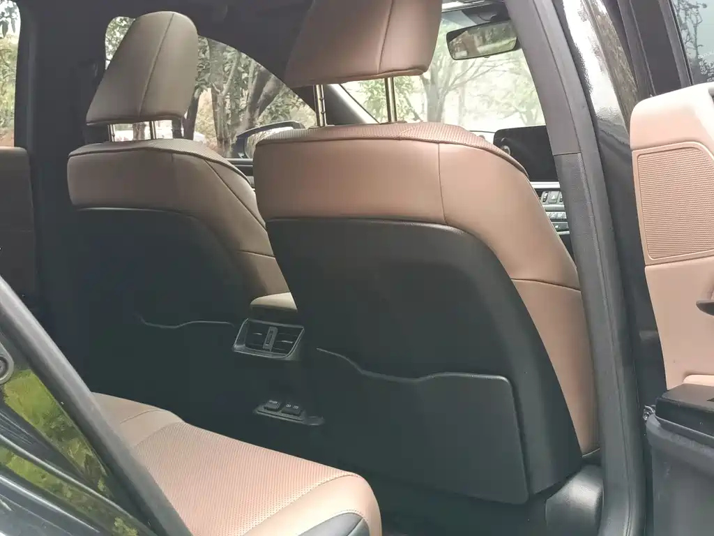 LEXUS ES 2023
