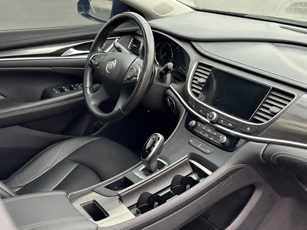 BUICK LACROSSE 2020