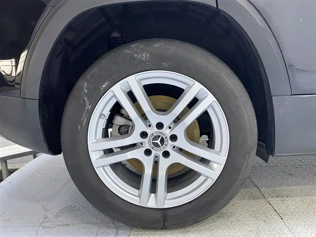 MERCEDES BENZ GLB 2022