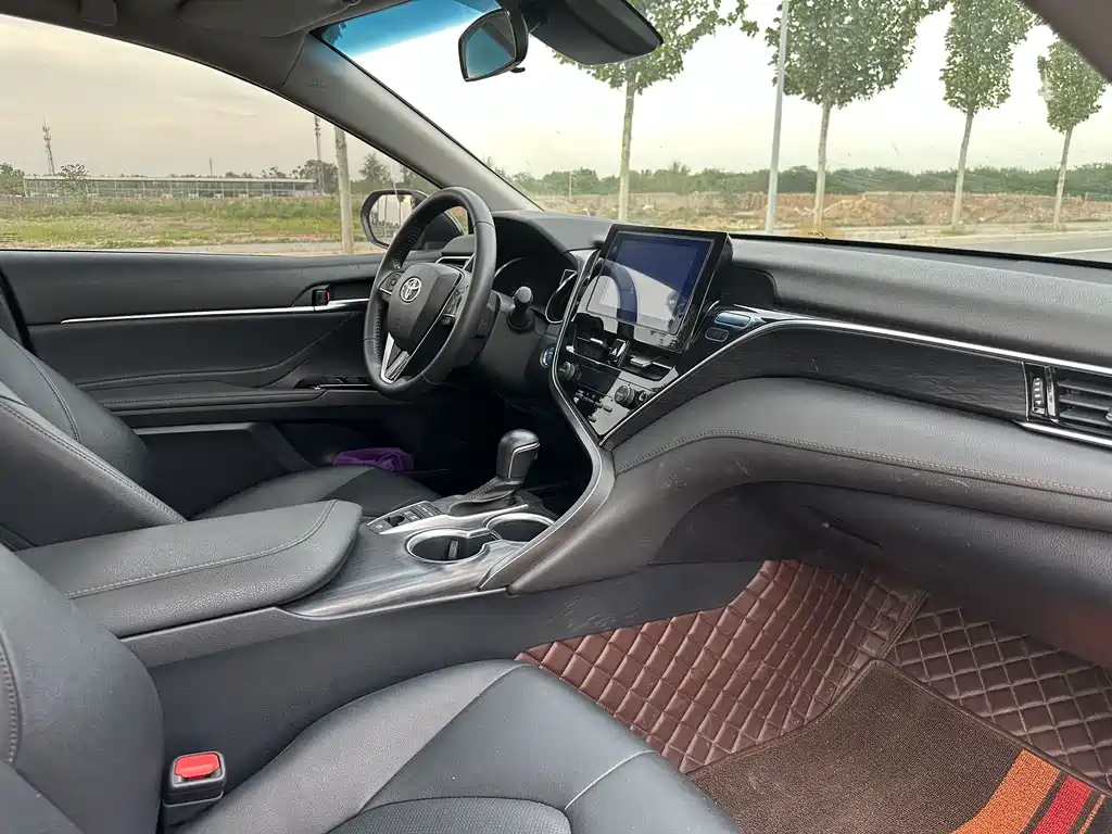 TOYOTA CAMRY 2021