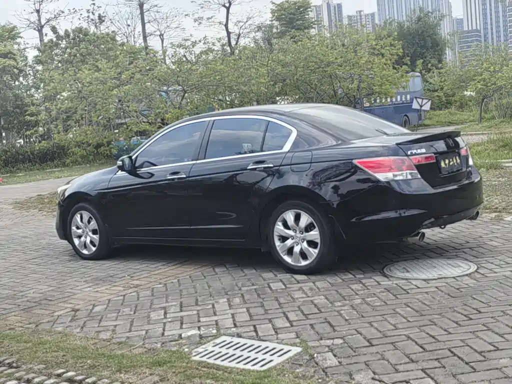 HONDA ACCORD 2010