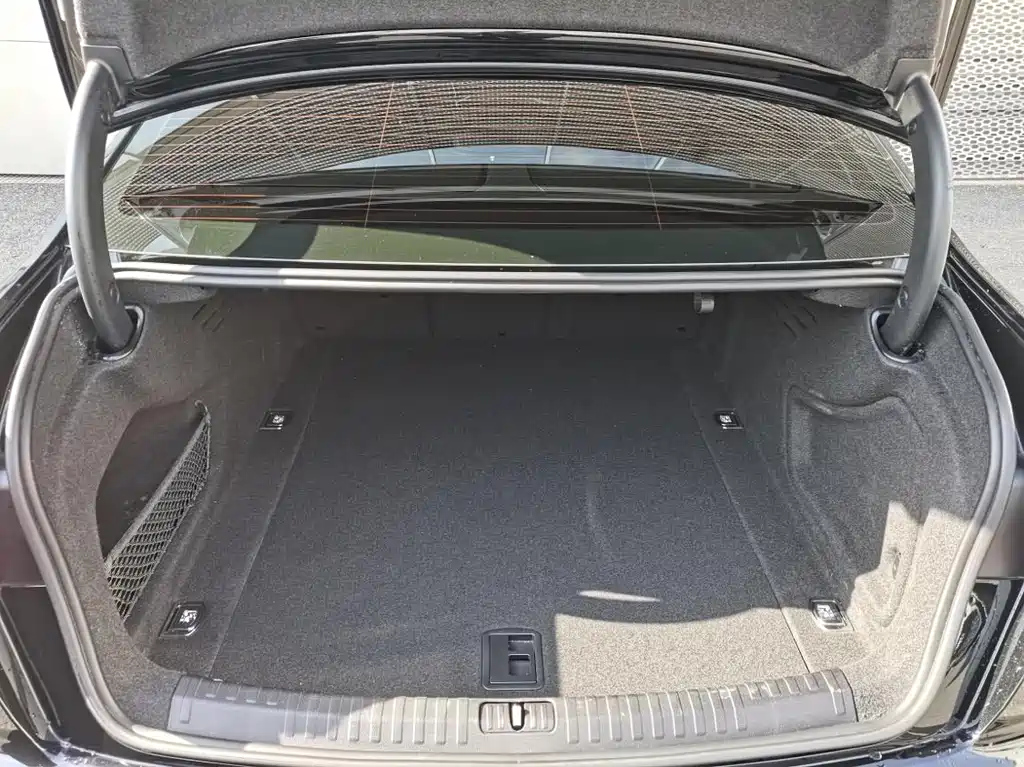 AUDI A6L 2021