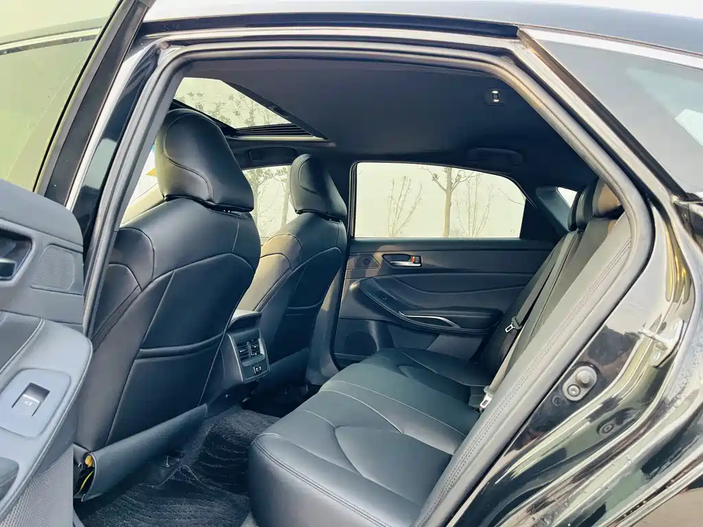 TOYOTA AVALON 2021