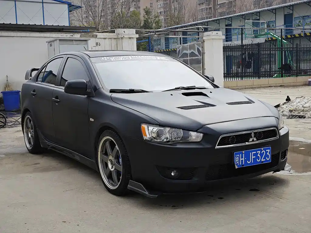 MITSUBISHI LANCER EX 2013