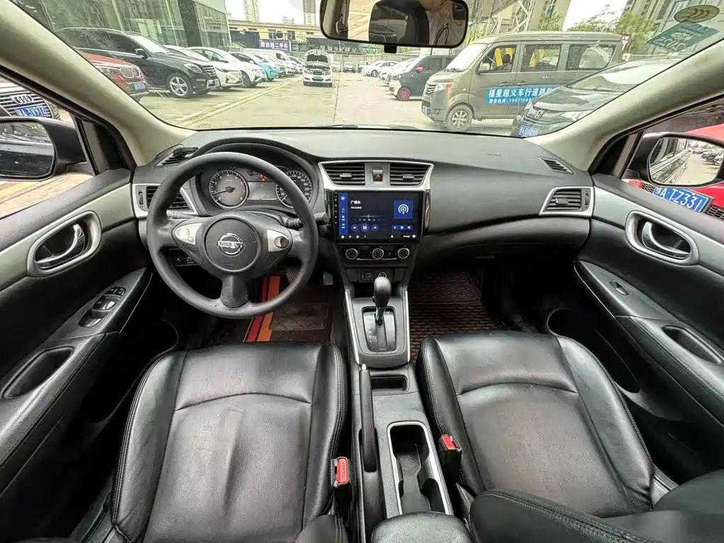 NISSAN SYLPHY 2019