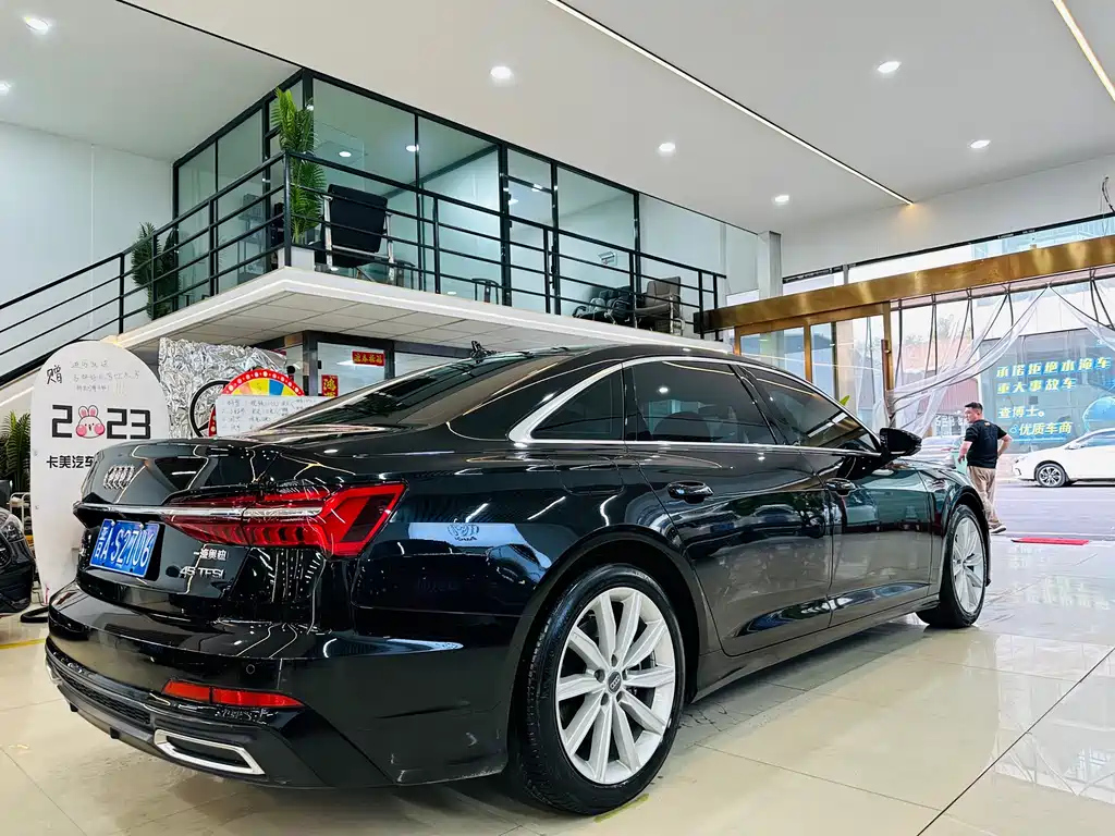 AUDI A6L 2021