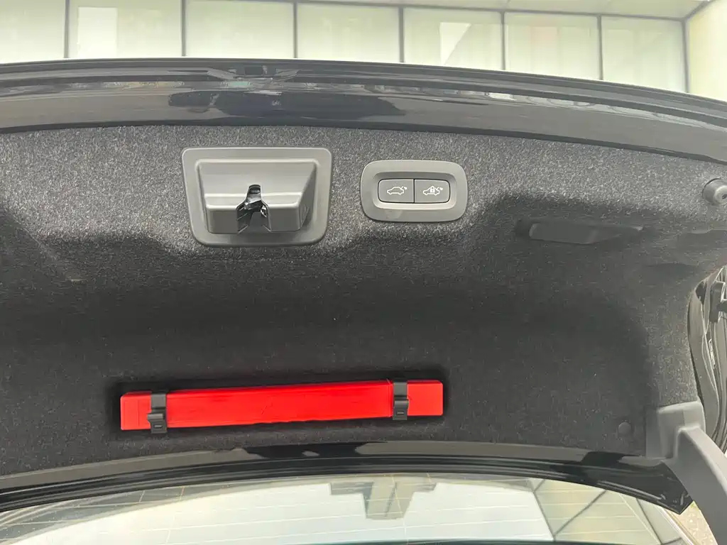 VOLVO S90 2021