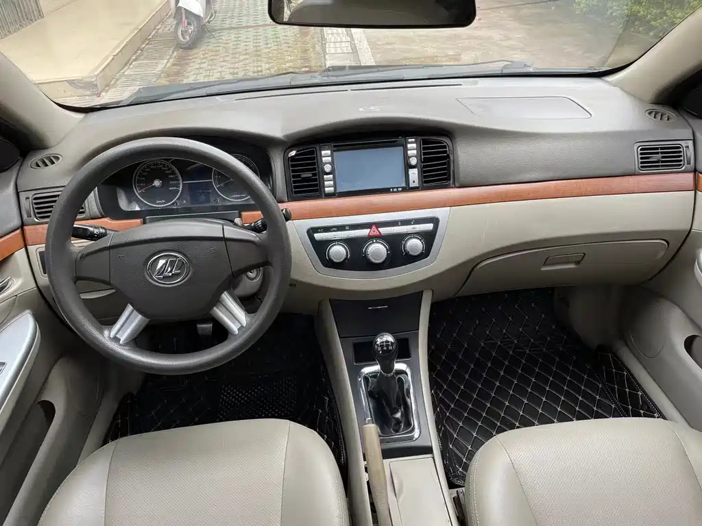 LIFAN 620 2012