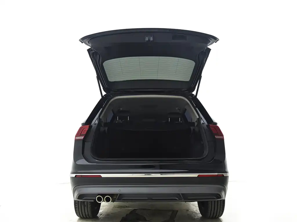 VOLKSWAGEN TIGUAN L 2021