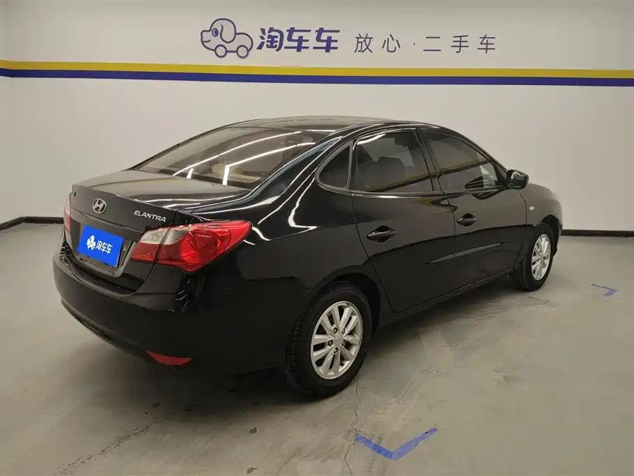 HYUNDAI CELESTA 2018