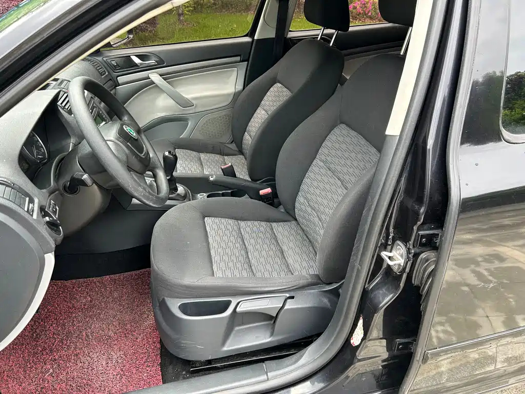 SKODA OCTAVIA 2013