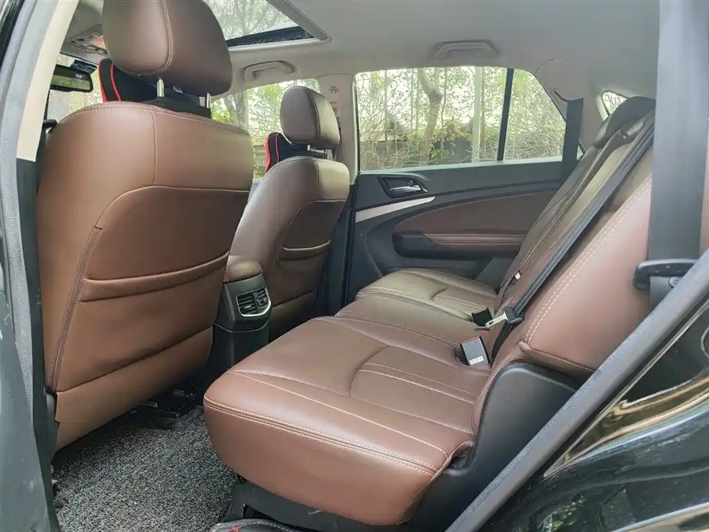 BYD S7 2015