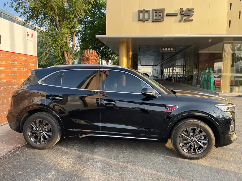 HONGQI HS5 2023