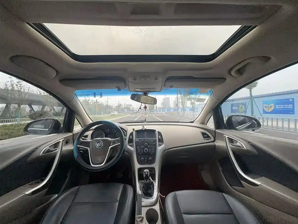 BUICK EXCELLE 2012