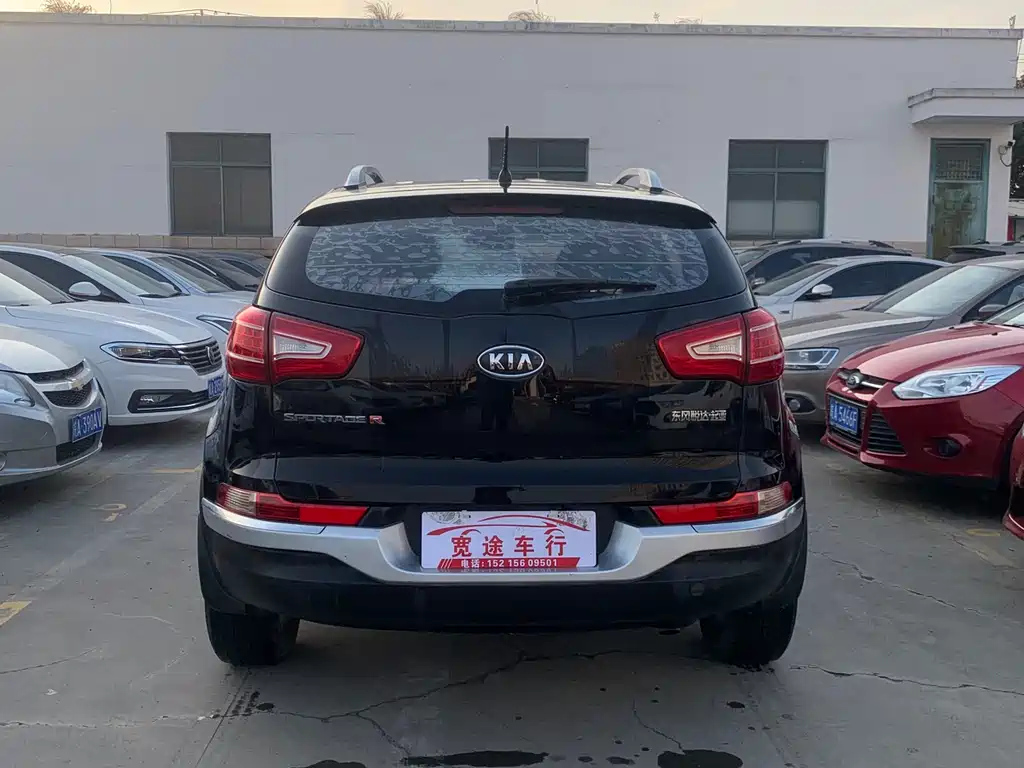 KIA SPORTAGE 2012