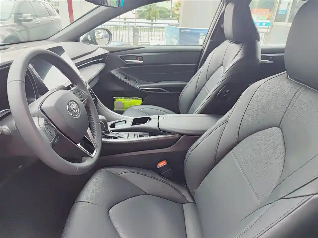 TOYOTA AVALON 2023