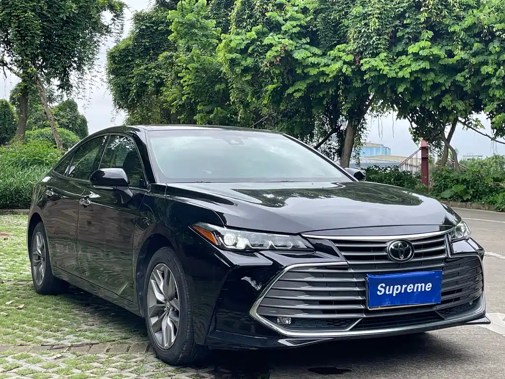 TOYOTA AVALON 2020