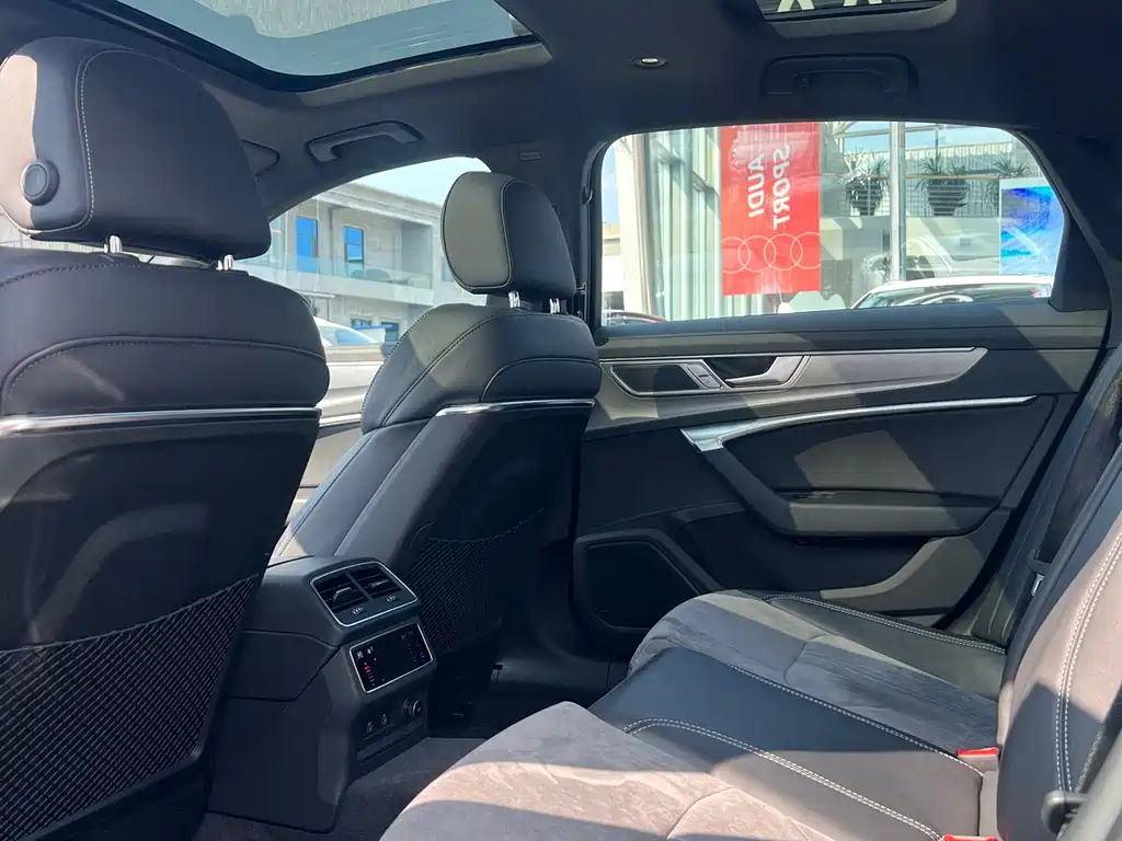 AUDI A6L 2023