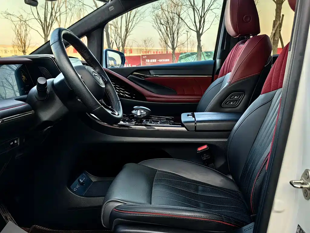 TRUMPCHI M8 2023