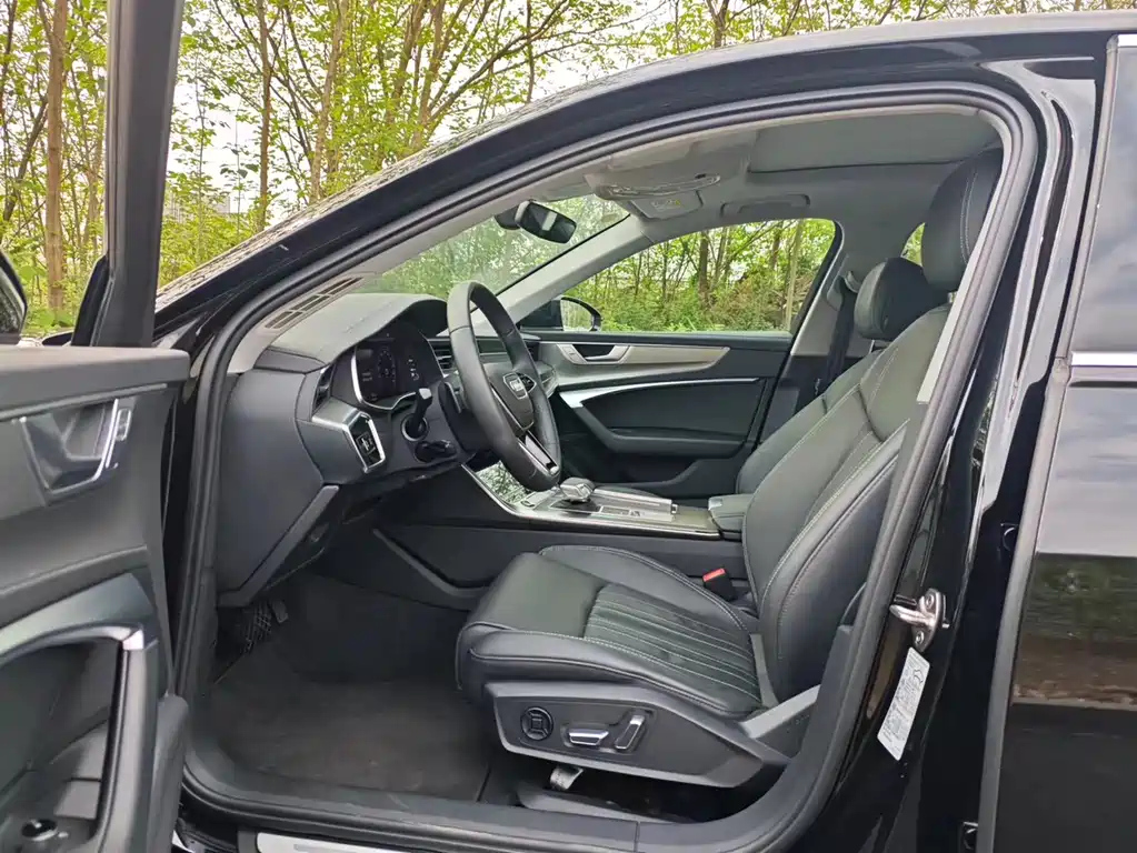 AUDI A6L 2023