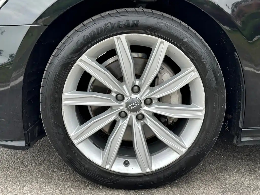 AUDI A6L 2020