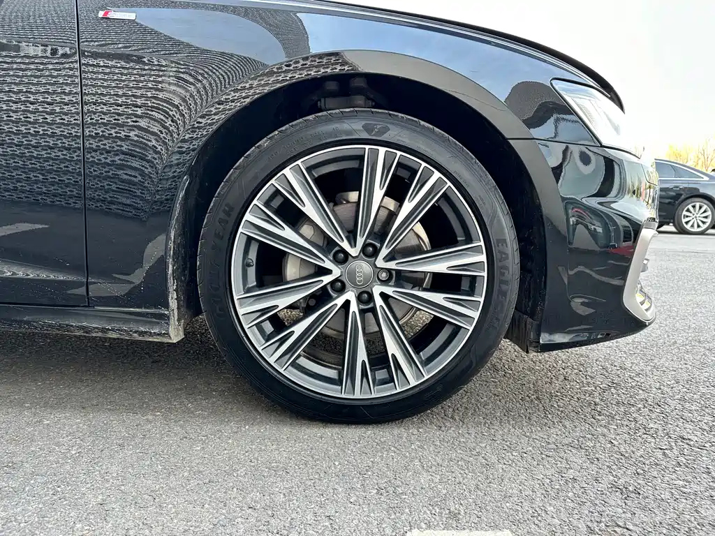AUDI A6L 2023