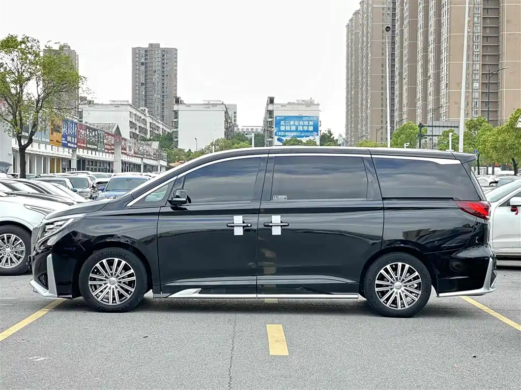 TRUMPCHI M8 2021