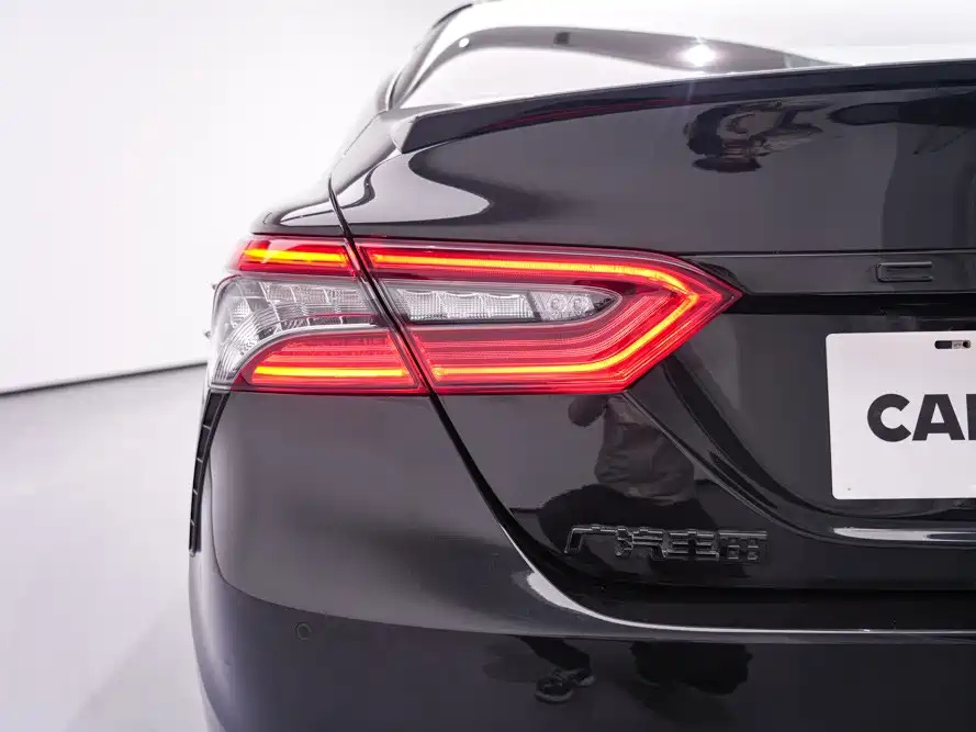 TOYOTA CAMRY 2023