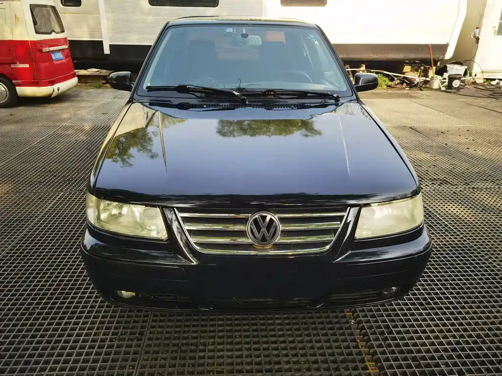 VOLKSWAGEN JETTA 2008