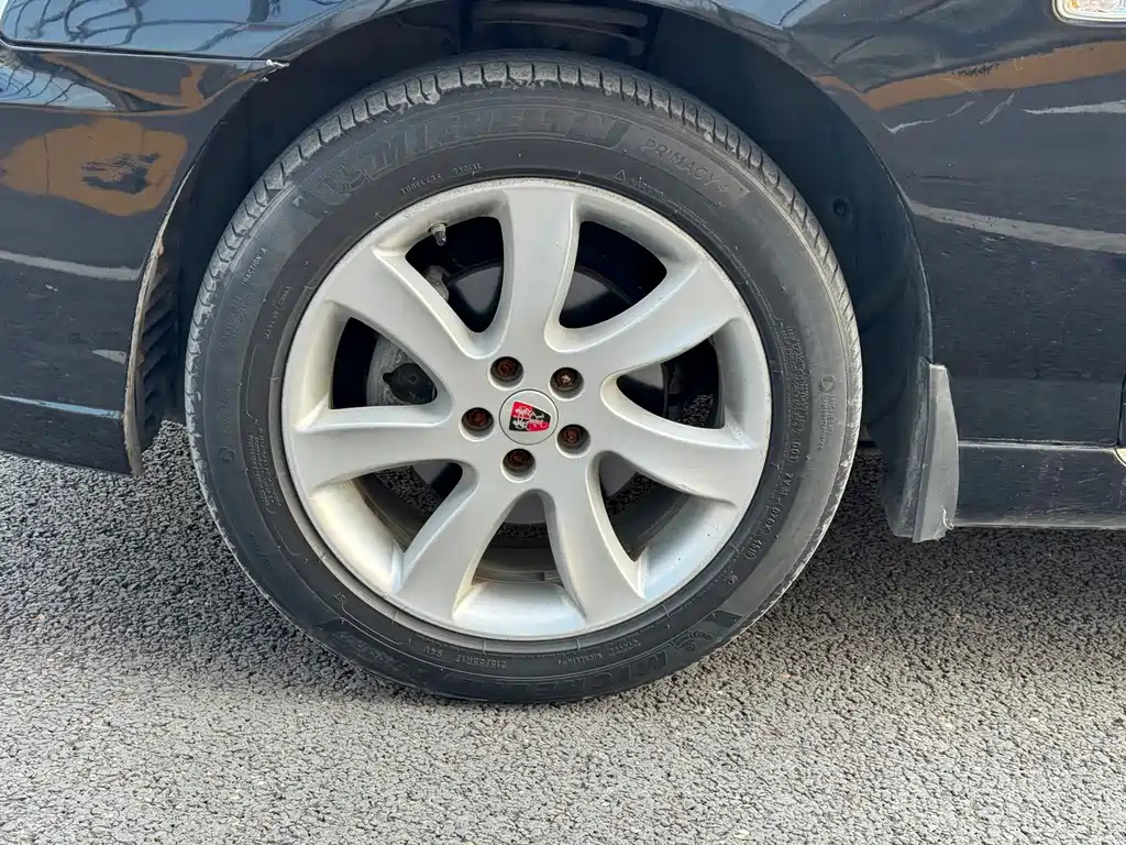 ROEWE 750 2012