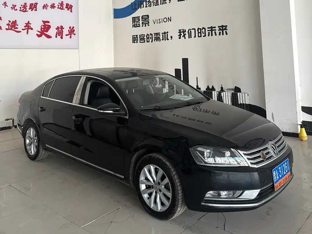 VOLKSWAGEN MAGOTAN 2013