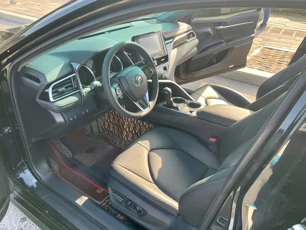 TOYOTA CAMRY 2022