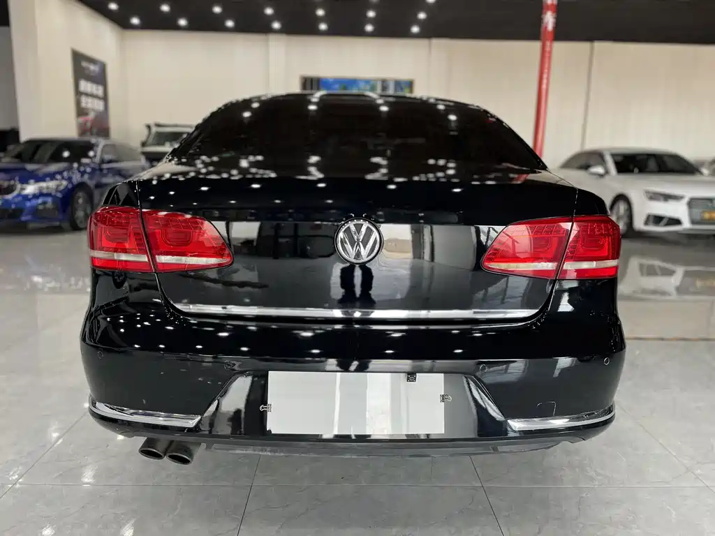 VOLKSWAGEN MAGOTAN 2016