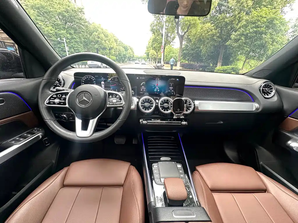 MERCEDES BENZ GLB 2021