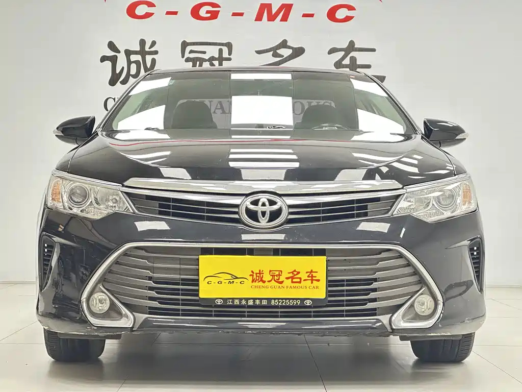 TOYOTA CAMRY 2016