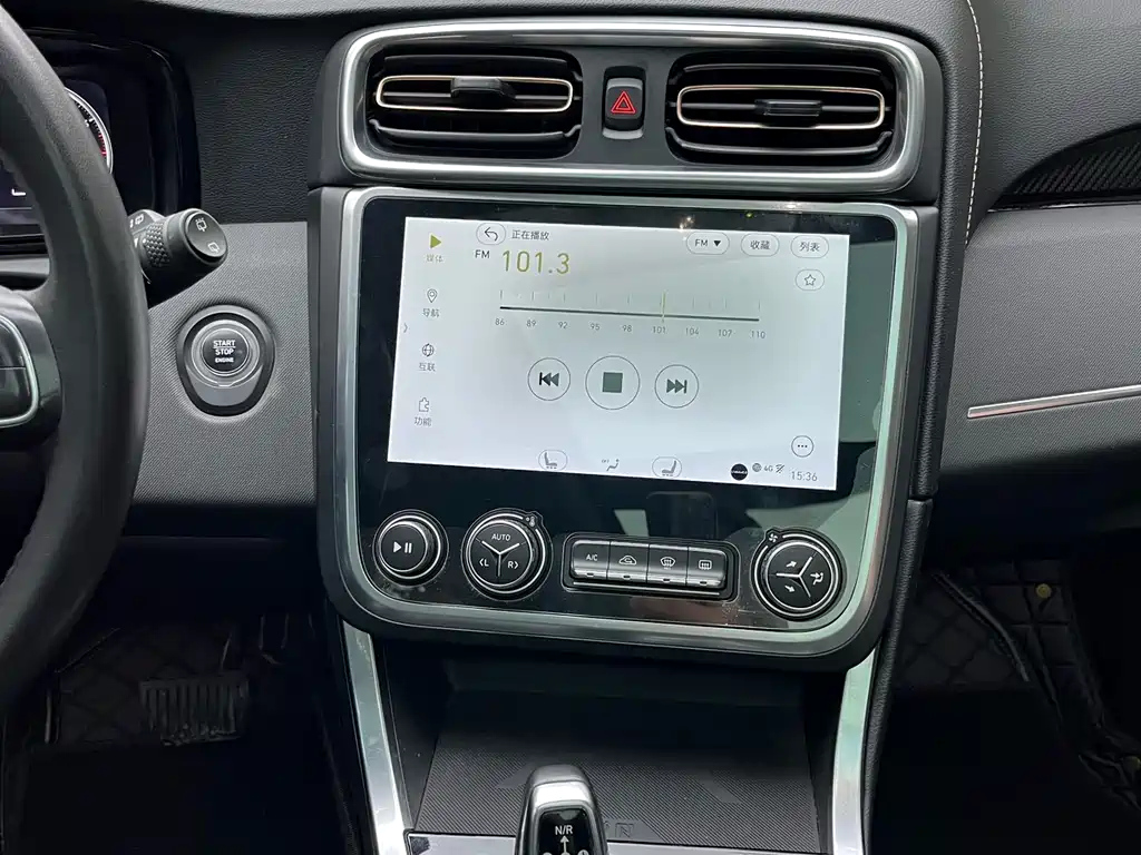 LYNK&CO 01 2018