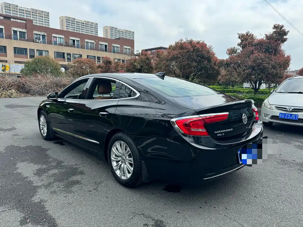 BUICK LACROSSE 2017