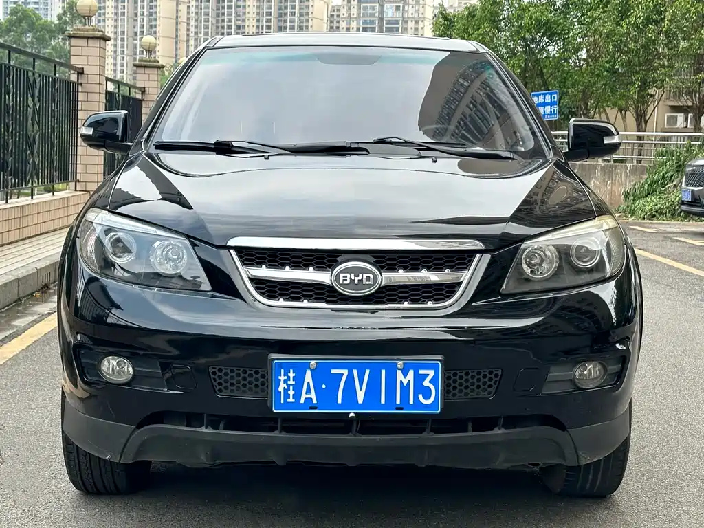 BYD S6 2013
