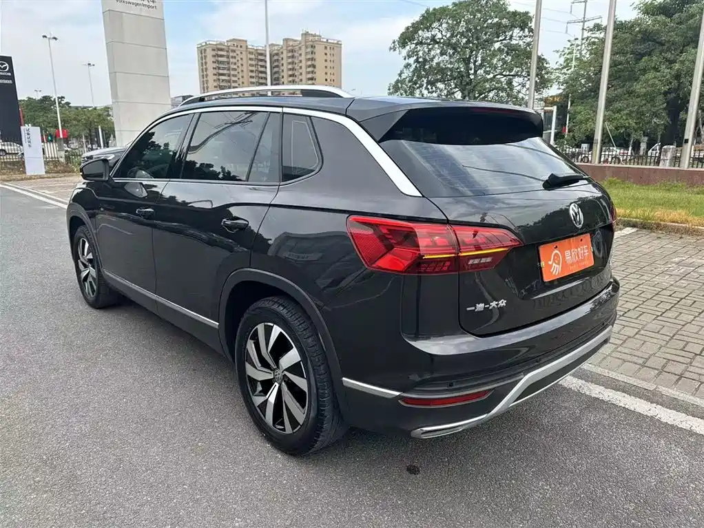 VOLKSWAGEN TAYRON 2020