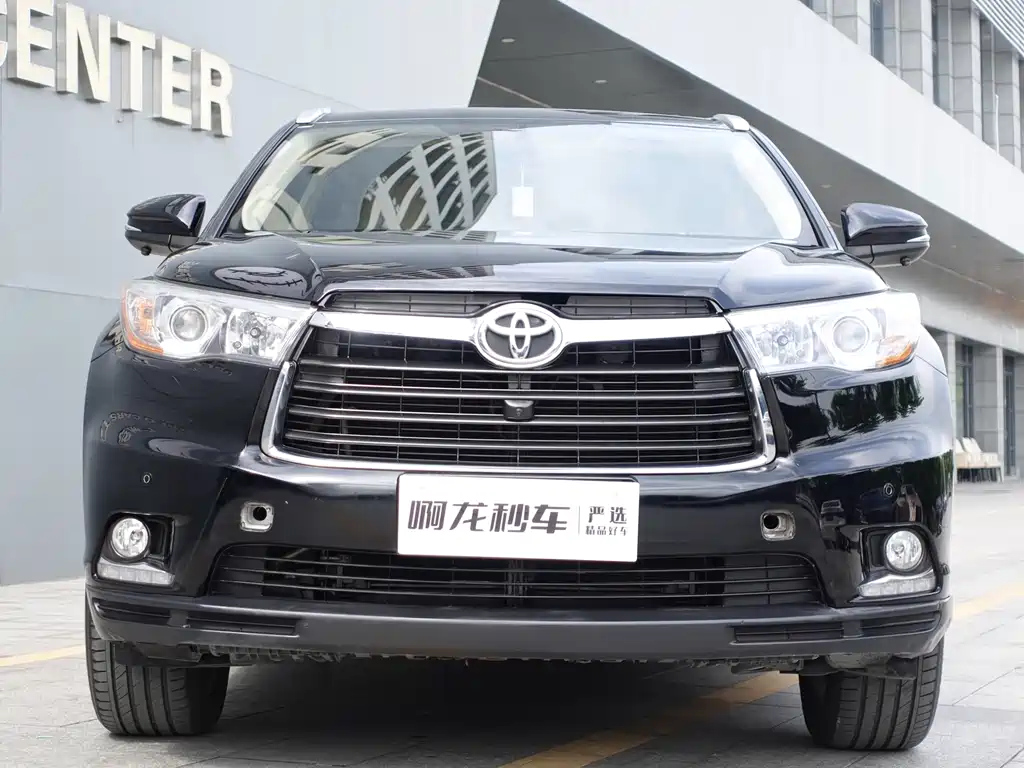 TOYOTA HIGHLANDER 2017