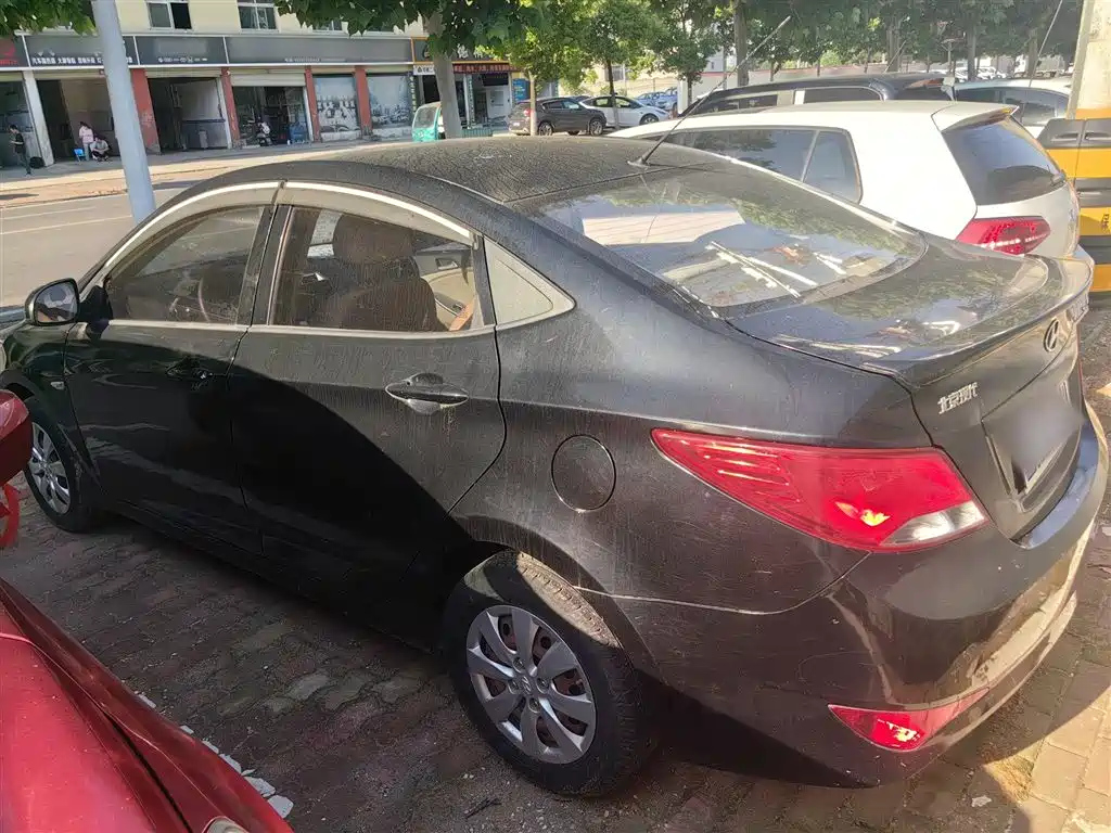 HYUNDAI RENA 2014