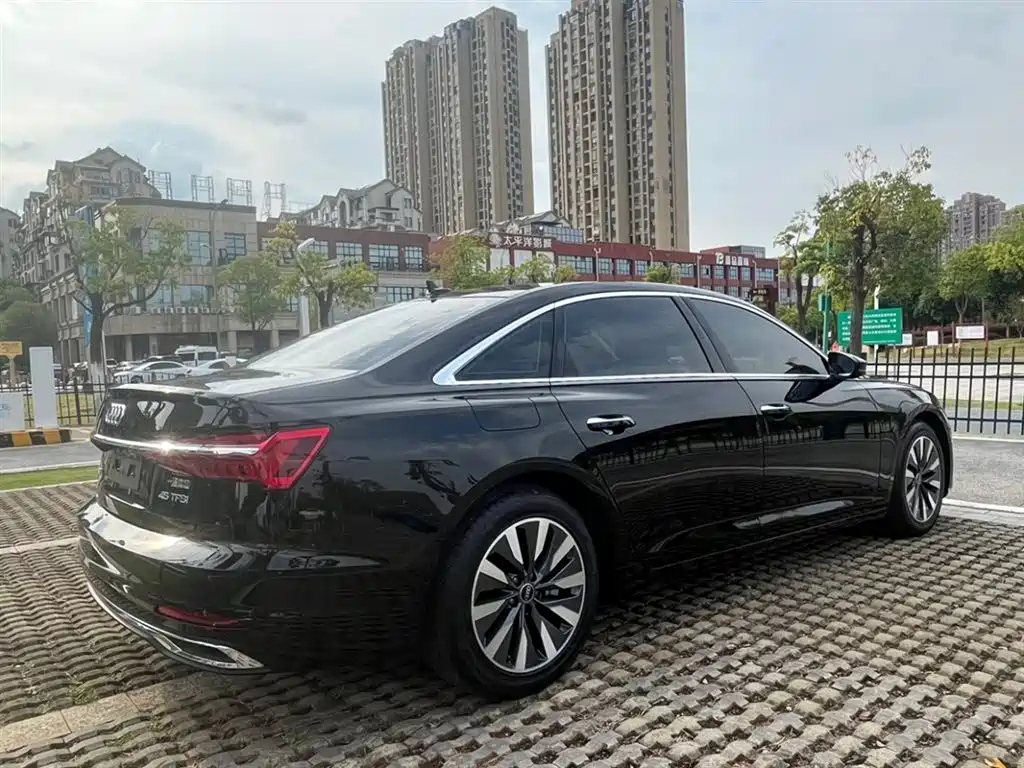 AUDI A6L 2023