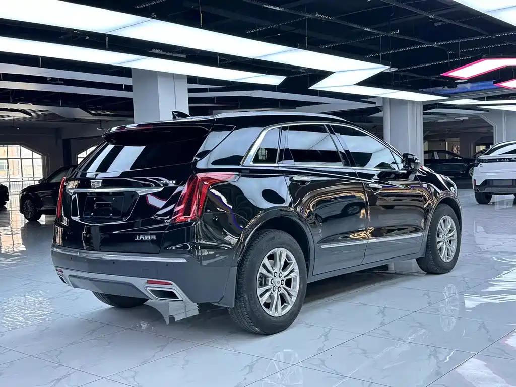 CADILLAC XT5 2020